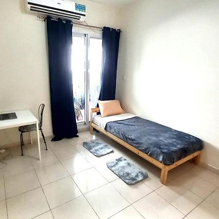 Dubai Homestay - Private Single Room Extérieur photo