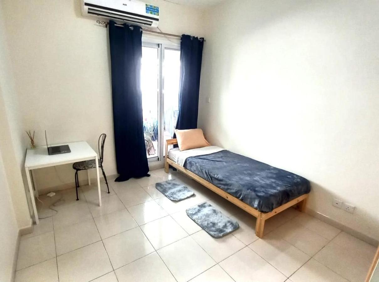 Dubai Homestay - Private Single Room Extérieur photo